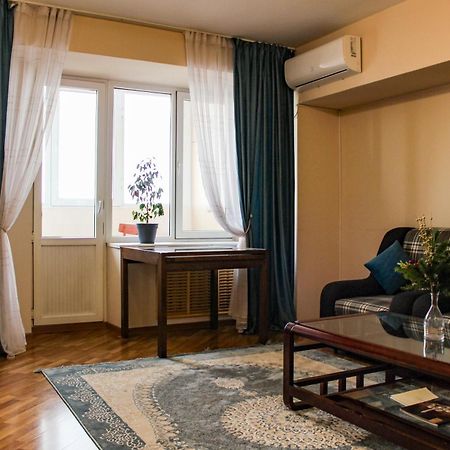 Apartament Золотой Квадрат 60 Кв2 Ałma Ata Zewnętrze zdjęcie