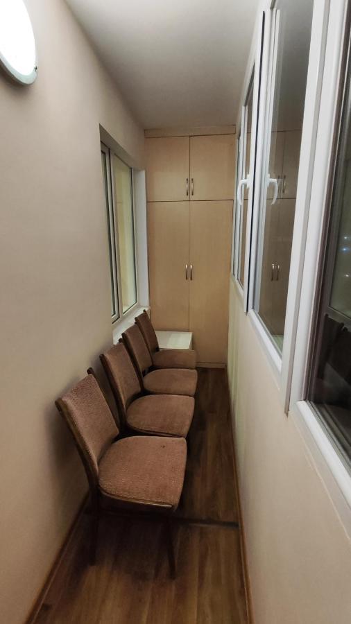 Apartament Золотой Квадрат 60 Кв2 Ałma Ata Zewnętrze zdjęcie