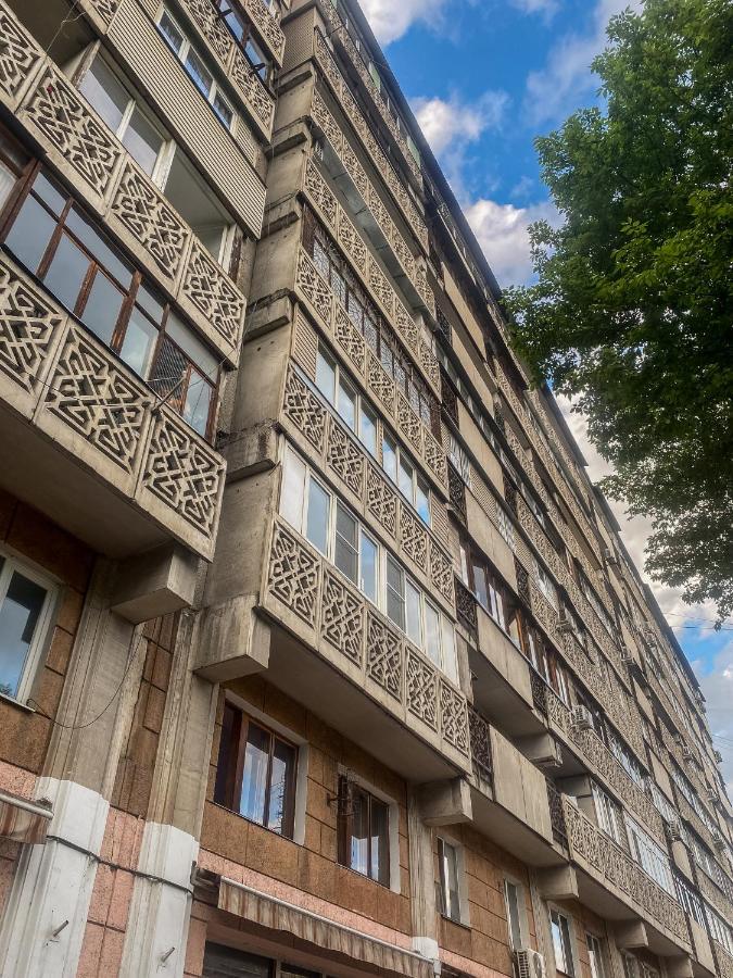Apartament Золотой Квадрат 60 Кв2 Ałma Ata Zewnętrze zdjęcie